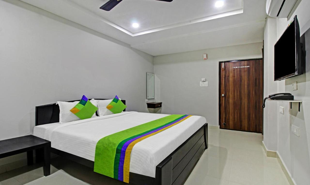 Itsy Hotels Sunrise Grand, Hitech City Гайдарабад Екстер'єр фото