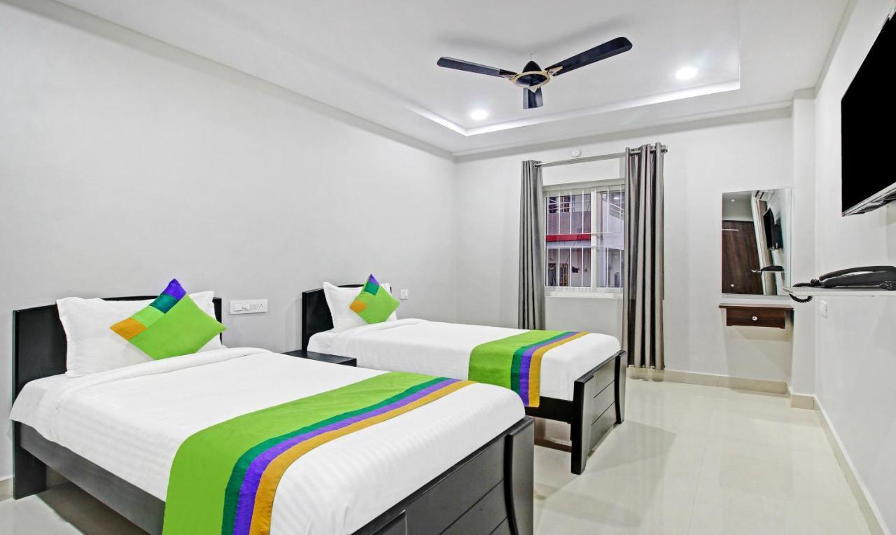 Itsy Hotels Sunrise Grand, Hitech City Гайдарабад Екстер'єр фото