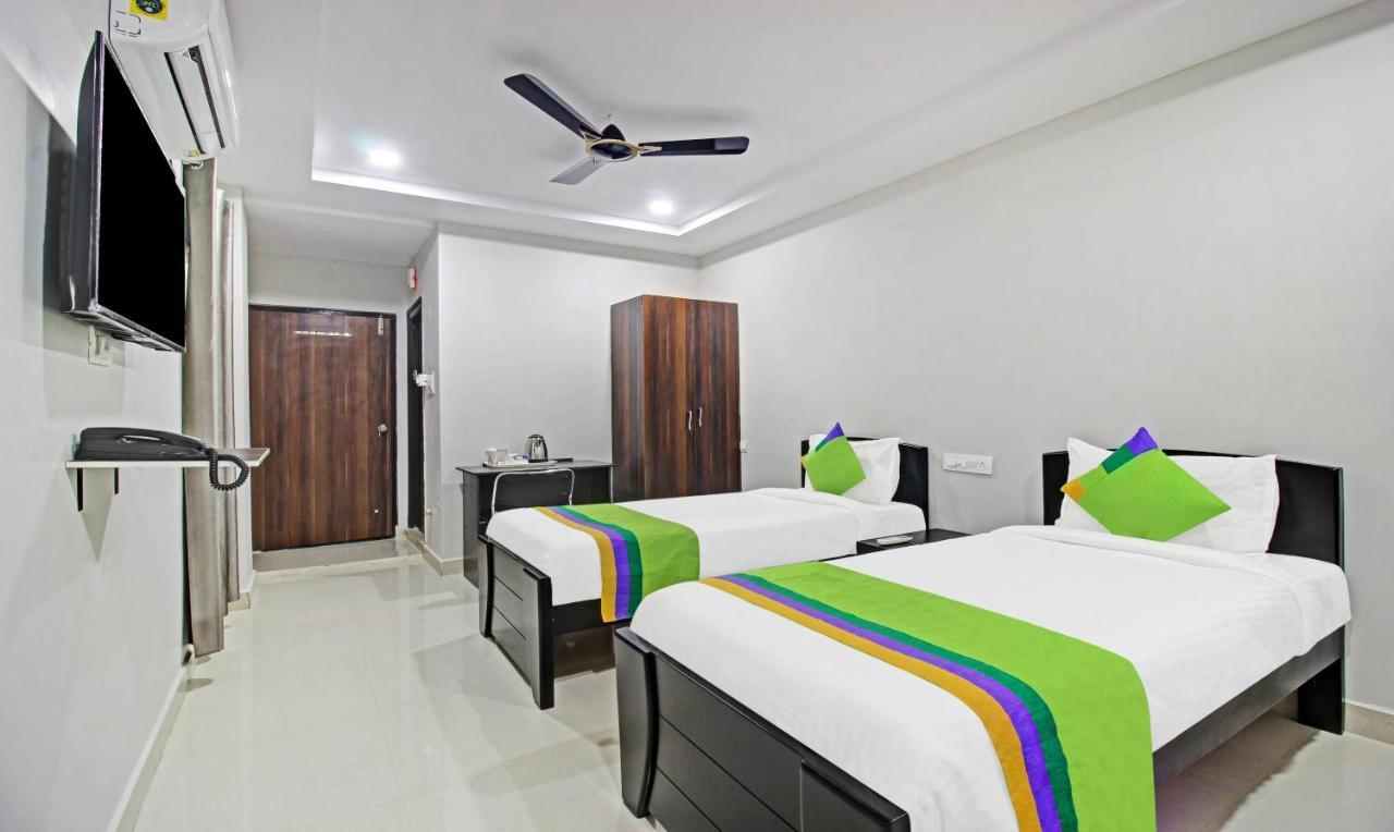 Itsy Hotels Sunrise Grand, Hitech City Гайдарабад Екстер'єр фото