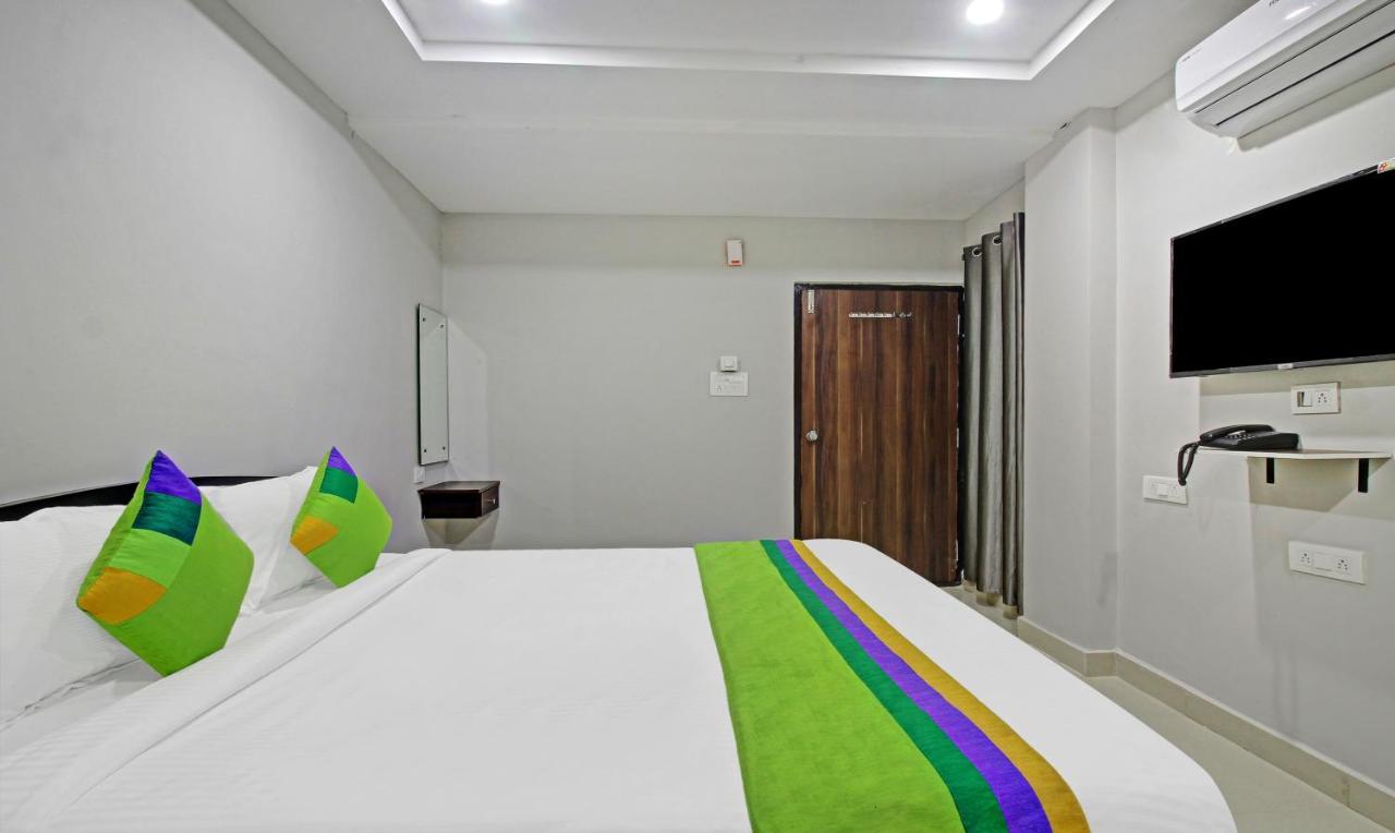 Itsy Hotels Sunrise Grand, Hitech City Гайдарабад Екстер'єр фото